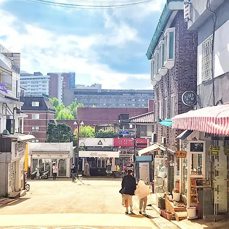 Slowstay Hyehwa - Foreigners Only